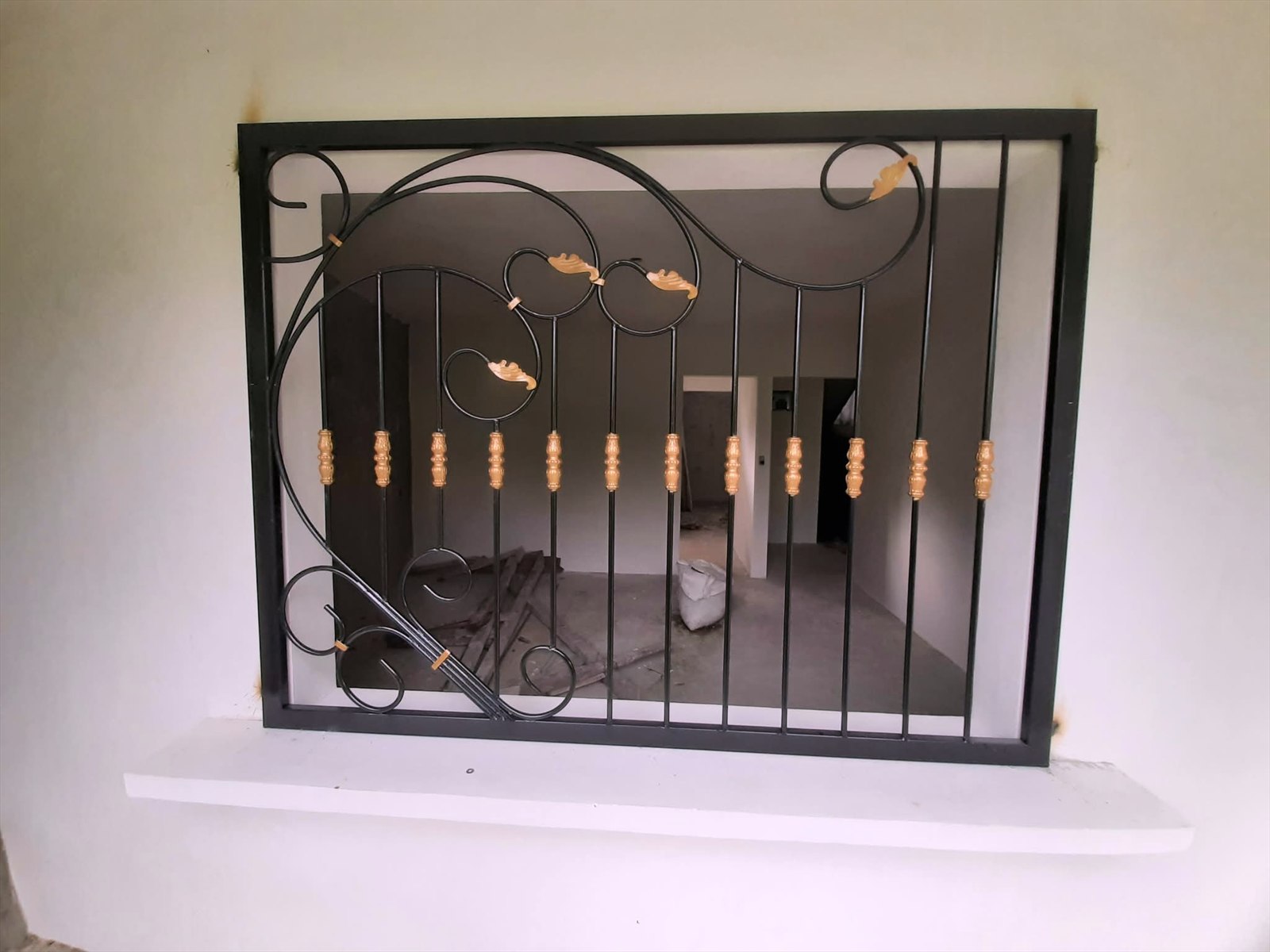 Reja metálica decorativa fabricada a medida